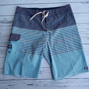 Men's BILLABONG Recycler Pro Performance Board Swim‎ Shorts Size 30 NWOT